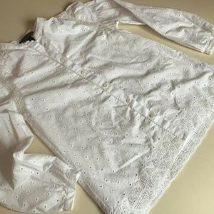 J Crew Button-Up Shirt (White) size 000